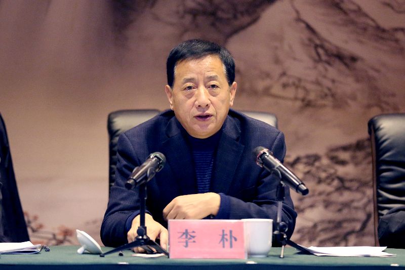 济宁市老年体协副秘书长李朴讲话.JPG