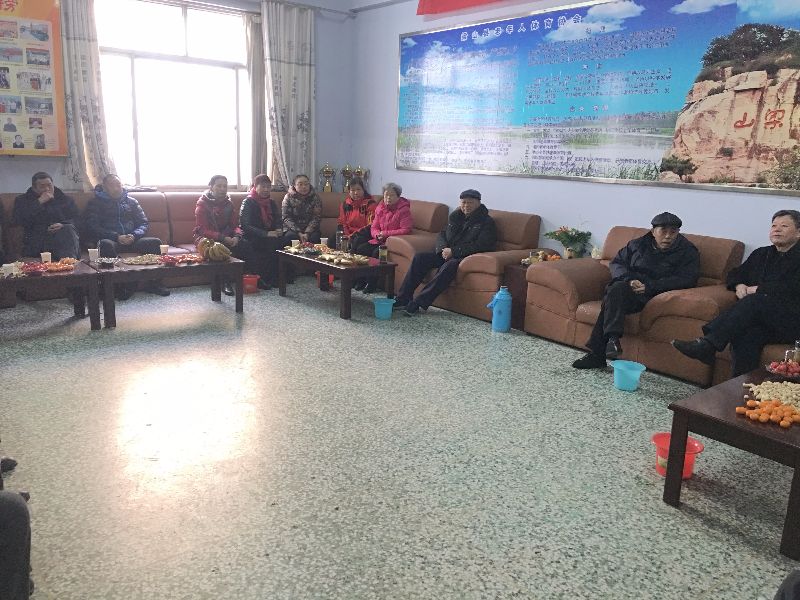 梁山县老年体协召开迎春茶话会.jpg
