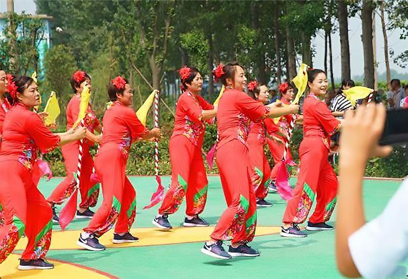 兖州区大安镇：文体惠民 提升老人幸福指数1.jpg