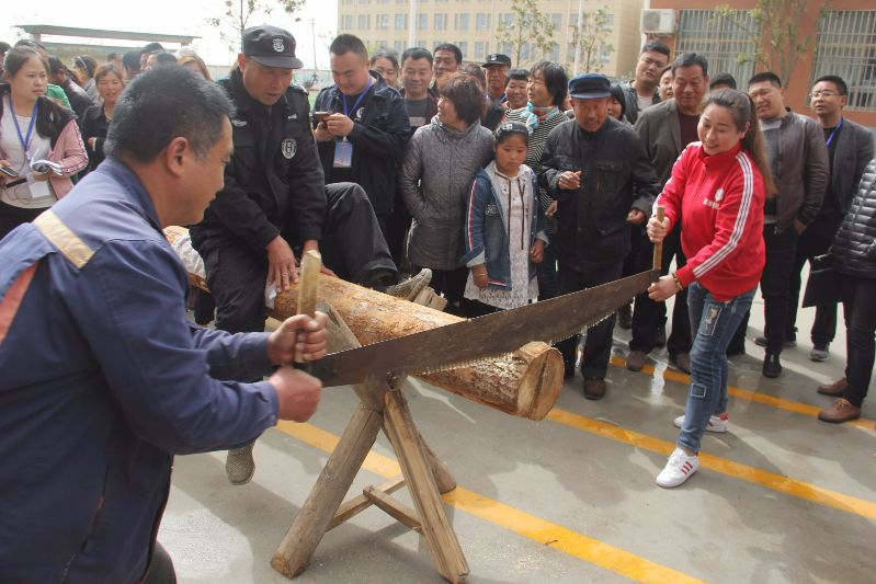 满硐镇第二届农民运动会暨首届“乡村振兴”农耕大赛3.jpg