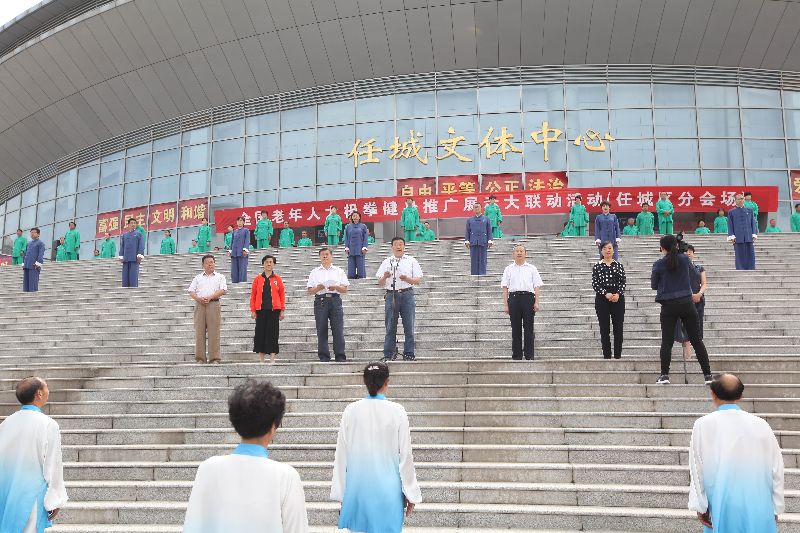 区老体协主席夏耀广讲话.JPG
