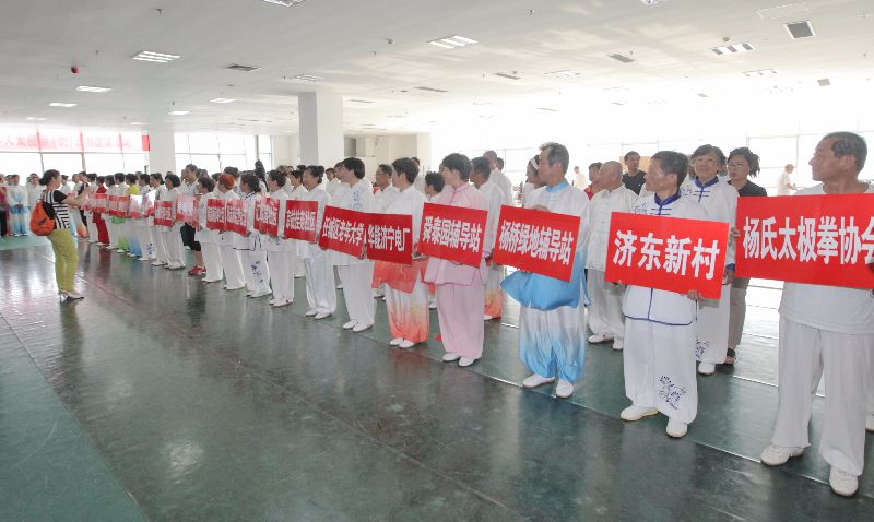 颁奖现场.JPG