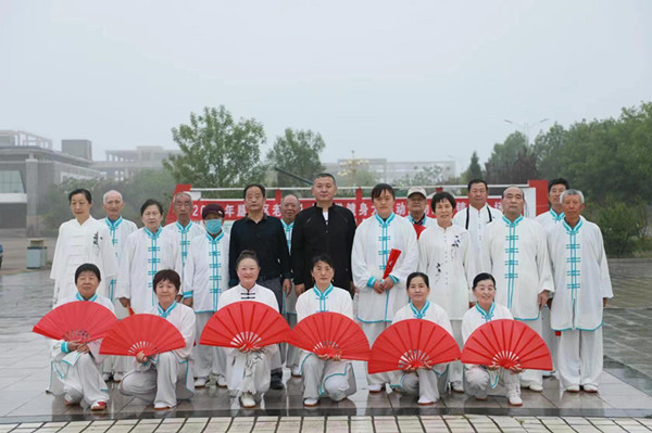 合影3_副本.jpg