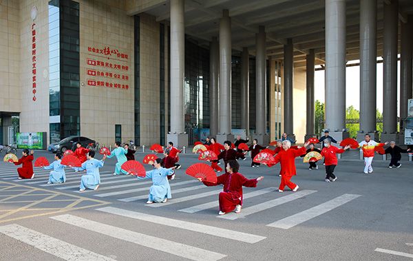 2.JPG