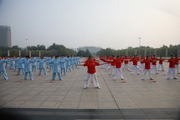 太极展风采 赤心报党恩——广饶县“庆七一”太极项目集体展示