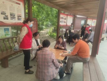 邻里同台竞技  欢乐加倍升级