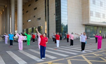 太极七十韵   丹心照晚晴——记广饶县阳光社区习练点负责人薄